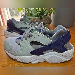 Nike Huarache Sneakers - Big Kids Size 6.5Y
